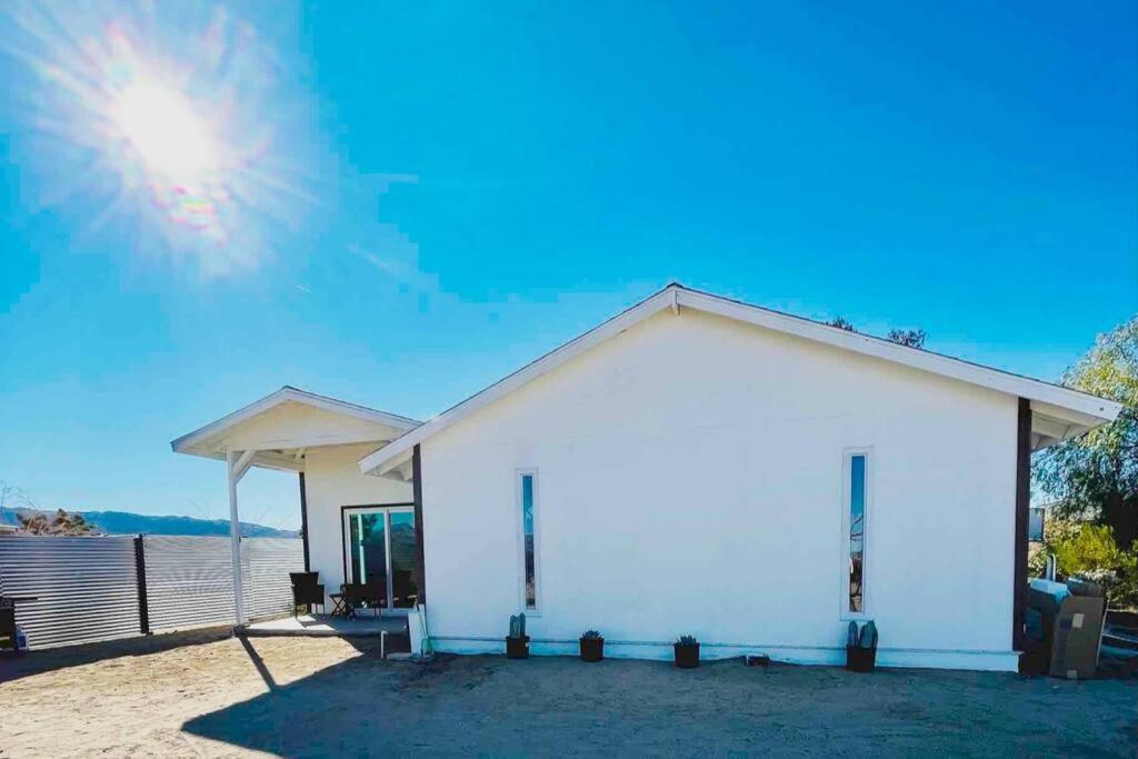 Beautiful Newly Remodeled Home, Near Jt Park Joshua Tree Exterior foto