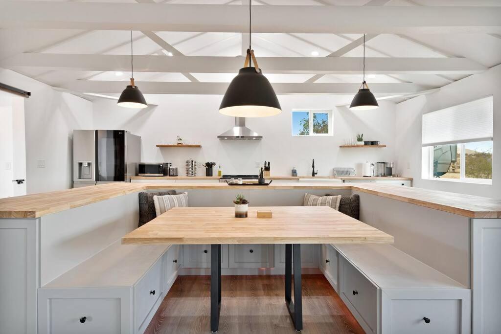 Beautiful Newly Remodeled Home, Near Jt Park Joshua Tree Exterior foto